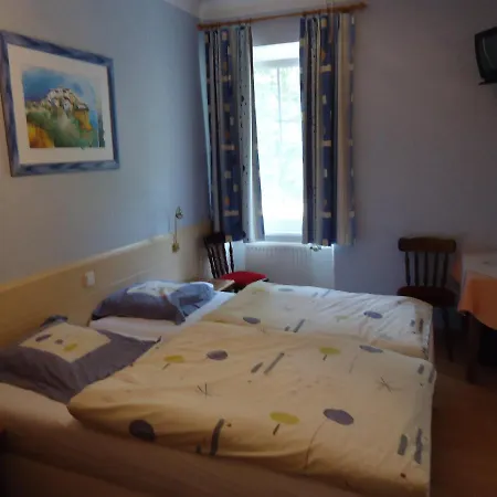 Hostellerie De La Vallee * Heffingen