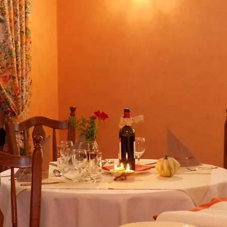Otel Hostellerie De La Vallee