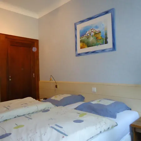 Hostellerie De La Vallee Otel Heffingen